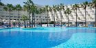 Der Pool des Hotel Mediterraneo