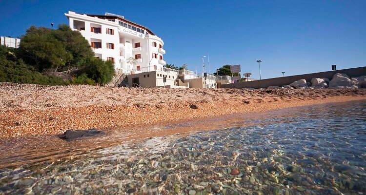 Der Strand des Hotel Bue Marino