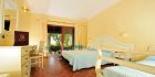 Ein Zimmerbeispiel für Ihr Saraceno Hotel in Sardinien