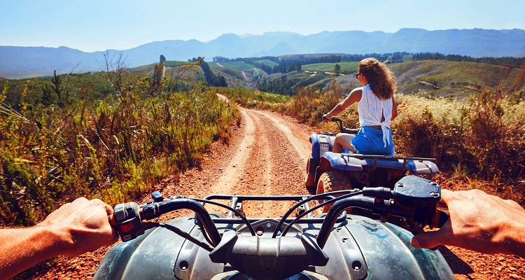 Gemeinsam mit den anderen Singles eine Quad-Tour auf Sizilien