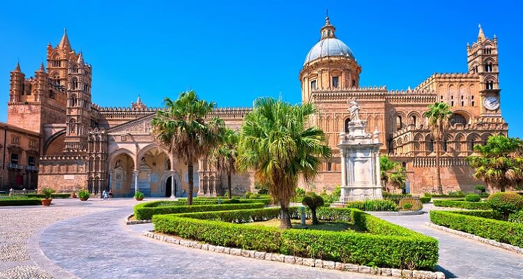 Die Kathedrale von Palermo auf Sizilien