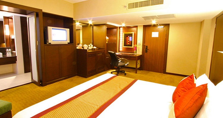 Ein Zimmerbeispiel für das Ramada Hotel in Bangkok