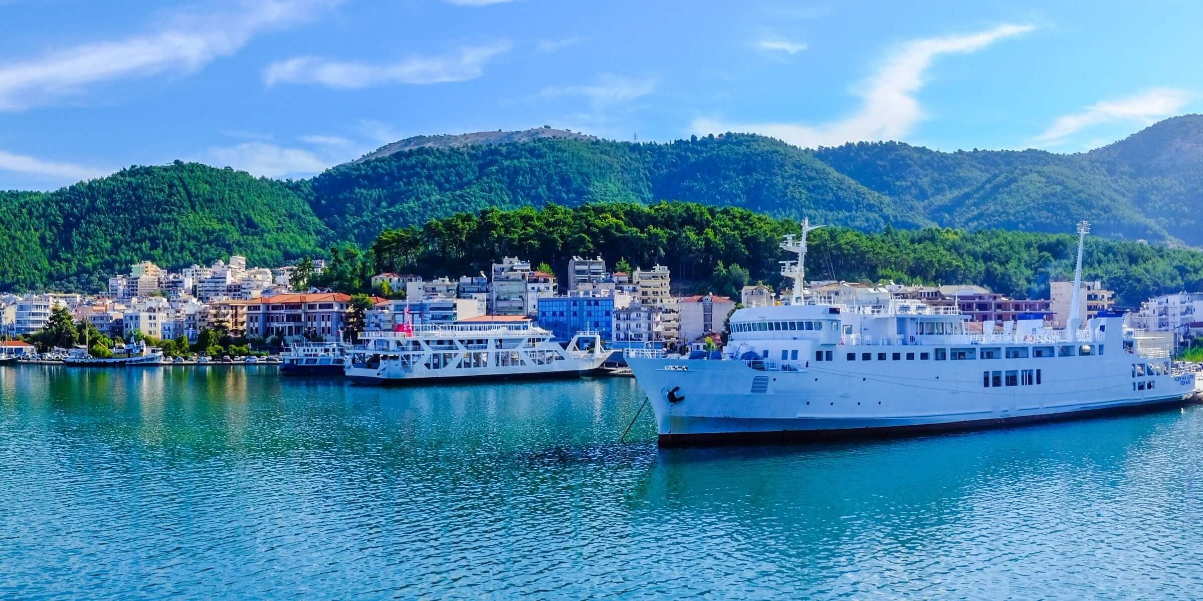 Im Hafen von Zypern legen oft sehr schicke Boote und Yachten an