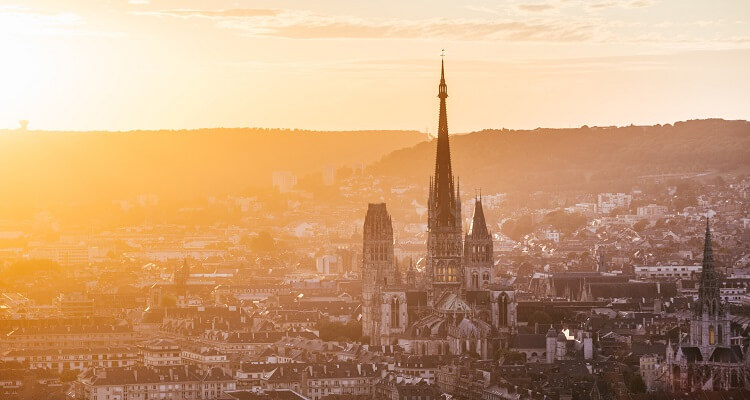 Die romantische Altstadt von Rouen in der Normandie wird Sie verzaubern