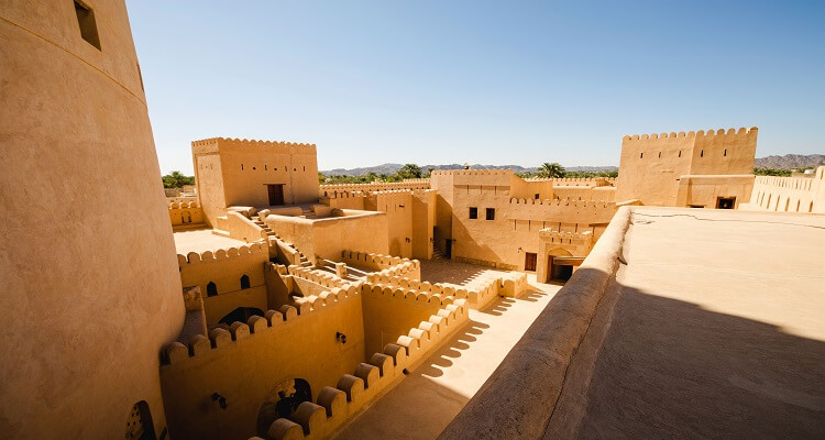 Die beeindruckende Festung von Nizwa