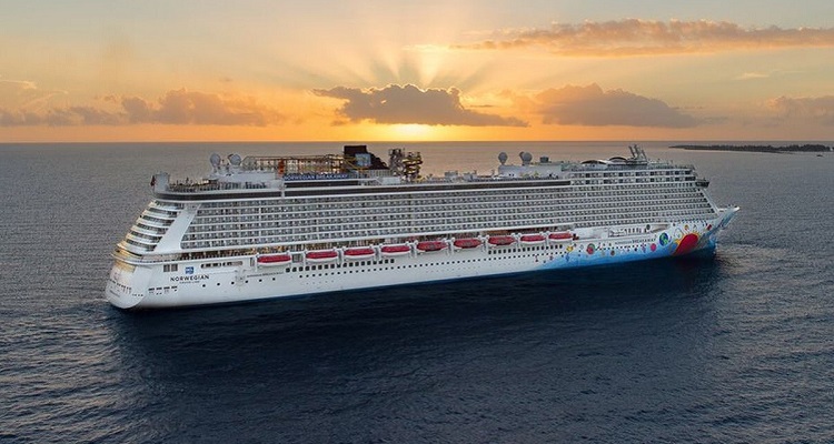 Die Norwegian Breakaway