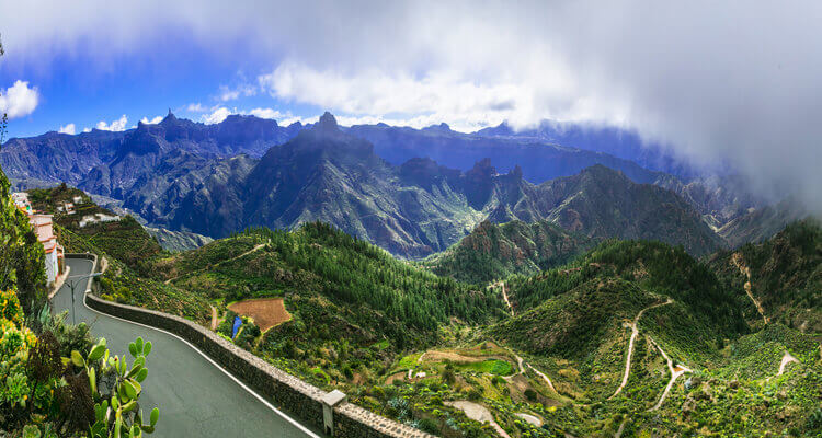 Singlereise nach Gran Canaria- grünes Hinterland