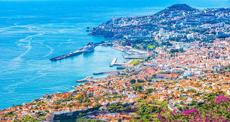 Singlereise nach Madeira - Blick über Funchal