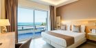 Ein Zimmer im Strandhotel auf der adamare Singlereise Kampanien