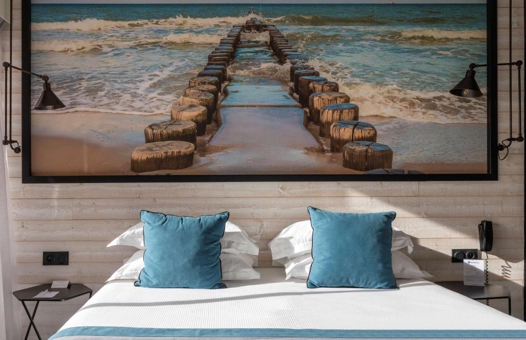 Zimmer mit Meeresdekor im Best Western Hotel Canet Plage auf der adamare Singlereise Languedoc