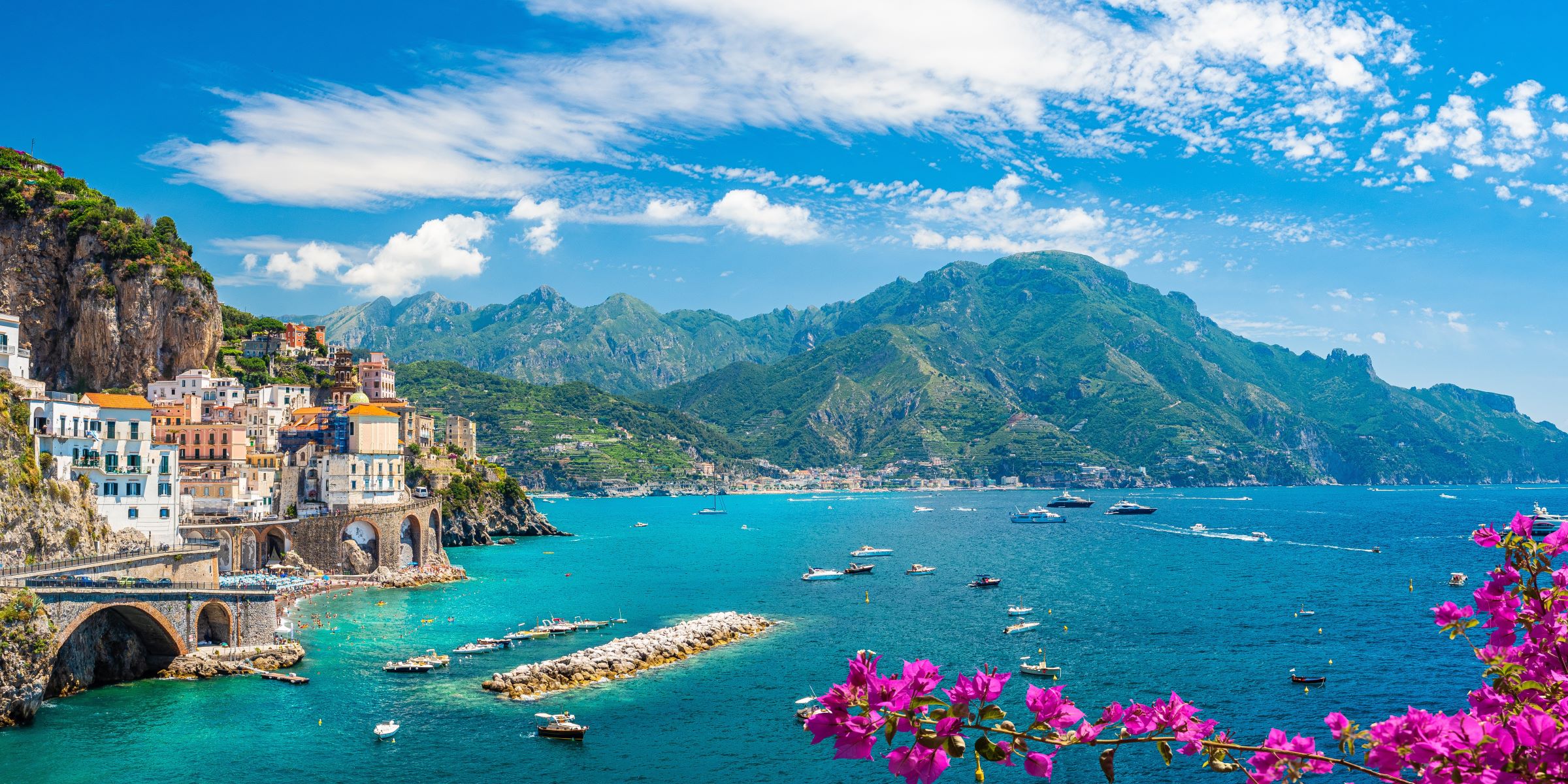 Blick auf die wunderschöne Amalfiküste auf der Singlereise Kampanien von adamare