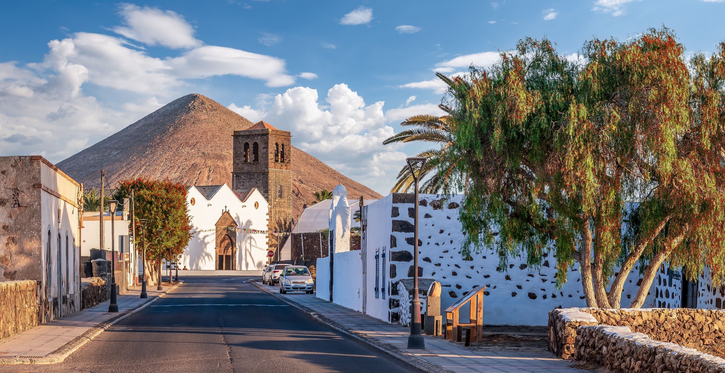 Der huebsche Ort La Olive in der Inselmitte auf der adamare Singlereise nach Fuerteventura
